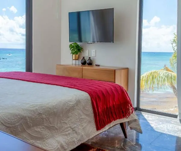 Hostpal In Great View And Location Apartment *